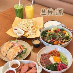 哎呀妈妈哟岚山豆腐木柴大锅鱼 User Photo
