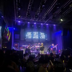 Waking Lotus Bar User Photo