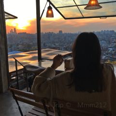 더로열푸드앤드링크 User Photo