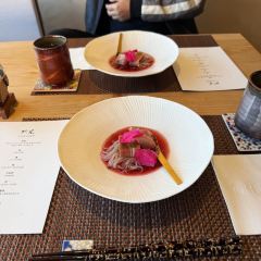 青寂溪谷半山酒店·枫见餐厅 여행 사진