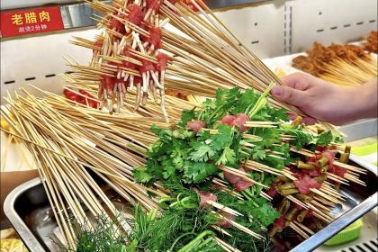 袁记串串香(世纪大道店)
