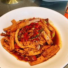 Qinhejuhancan User Photo