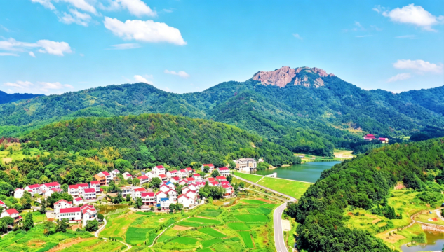 Lu'nan Sichuan-Tibet Route