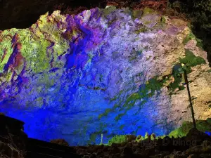 Old Dragon Cave, Congren Valley Scenic Area-