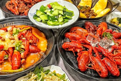 辣首龍蝦主題餐廳(東絳店)