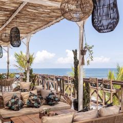 THE LAWN CANGGU User Photo