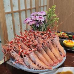 YA JING ZHI HE FENG LIAO LI User Photo