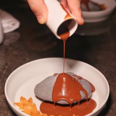 上海艾迪逊酒店·YONE餐厅酒吧 User Photo