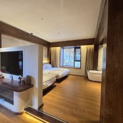 KARZAI JAS TOAST MANOR User Photo