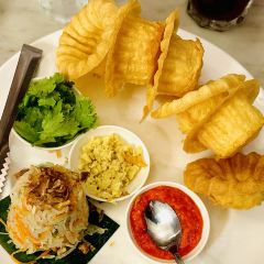 Precious Old China User Photo