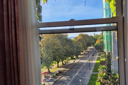 Paul's Omelettery Restaurant