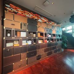 FIFTY-TWO Penthouse Bar User Photo