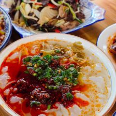 广场小吃城 User Photo