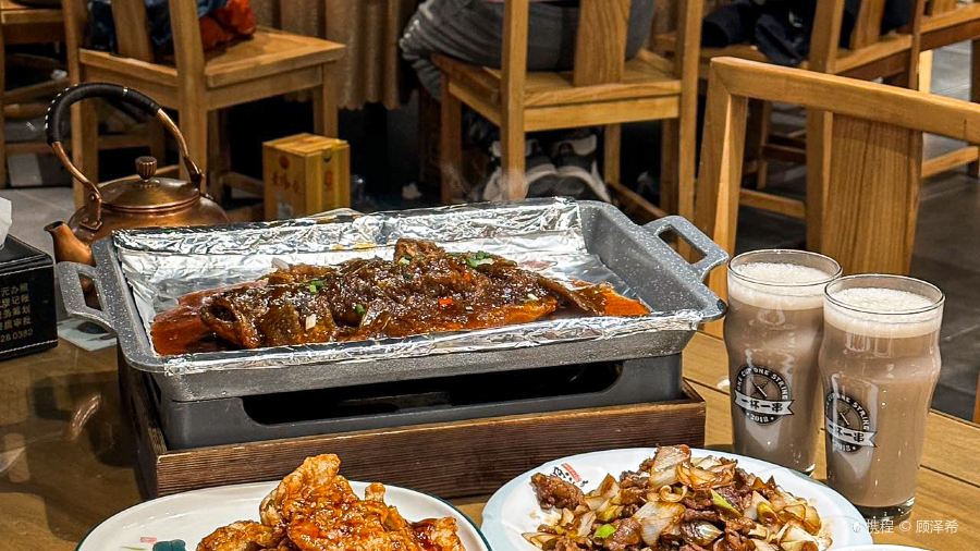 十六中酱肉·烧烤·京菜小馆(五方桥旗舰店)