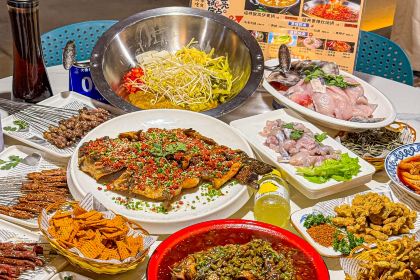 大杨鱼厂.鲜鱼火锅.市井烧烤