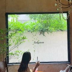 holymen后门儿咖啡店 User Photo