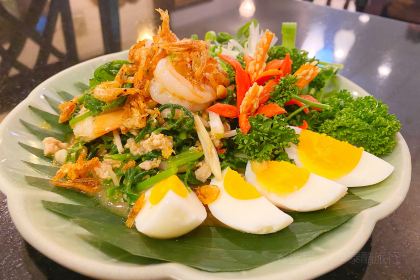 Saiyut & Doctor Sai kitchen