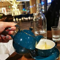 Two Birds One Stone·一石二鸟(木色店) 여행 사진