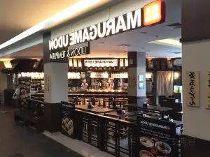 Deco Stop Cafe N Bar