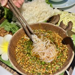 西雙曼傣.邊境傣味.野生菌手抓飯.炒野生菌（南屏街•百大新天地店）張用戶圖片