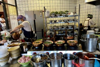 馋姐妹清汤牛肉早晚点