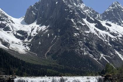 红房子丑丑饭店