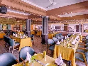 New Parijat Restaurant