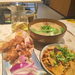 张老炝方城炝锅烩面(升龙广场店) User Photo