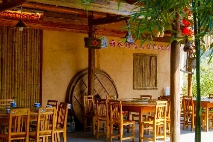 老肖鱼头馆(焦滩总店)