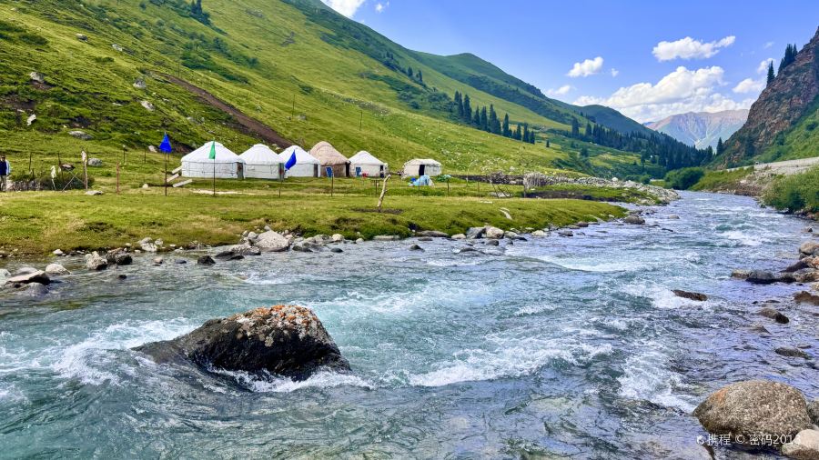 海拨3300米烧烤店