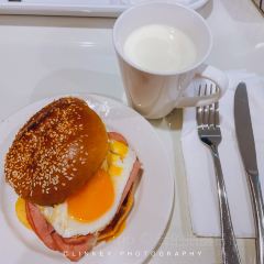 Hurricane's Grill & Bar Surfers Paradise User Photo