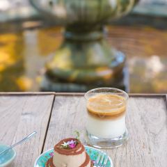 Elefin Farm & Cafe เอเลฟิน ฟาร์ม แอนด์ คาเฟ่ User Photo