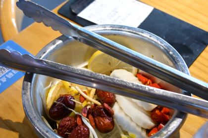 胜鱻潭蒸汽石锅鱼(五一北路店)