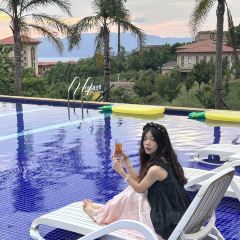 半山音乐餐厅(抚仙湖太阳山小镇店) User Photo