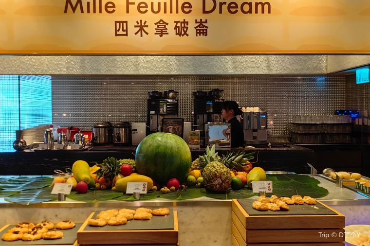 Best Buffet Hong Kong | Three on Canton at Gateway Hotel2