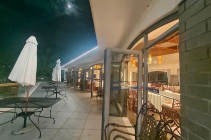 湖泉水云间餐厅(A座店)