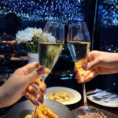 legends bar User Photo