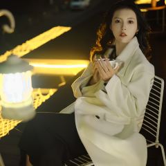 Corner café User Photo