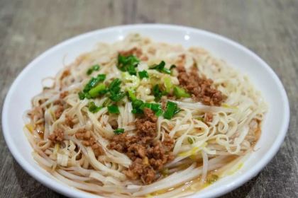 金三角面馆