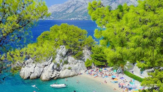 Brela Beach