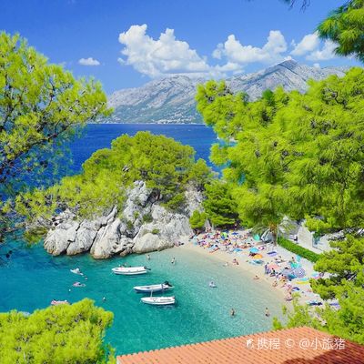 Brela Beach