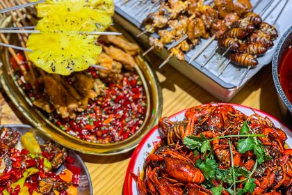 不大串店哈爾濱燒烤（壹中心店）