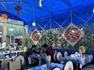 蓝湾美食城