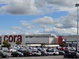 Shopping Cora