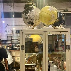 Showroom Cafe User Photo