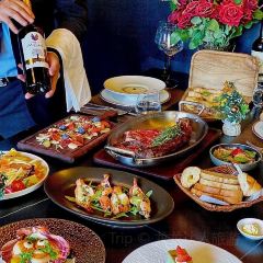 MURBEN牧尔本牛排馆(老洋房江苏路店) User Photo