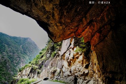 丙中洛雲野·見江·餐廳