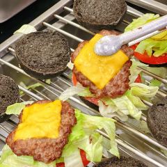 沙朗阿甘鲜肉汉堡(人民公园店) User Photo