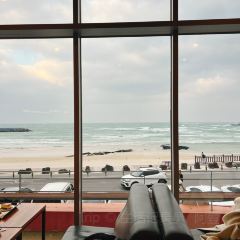 Cafe Mou Moon User Photo