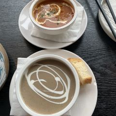 AZUL italiano意大利餐厅(白玉兰广场店) User Photo